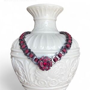 VINTAGE 90s/Y2K unique gunmetal & deep red choker w/ ornate rhinestone rose